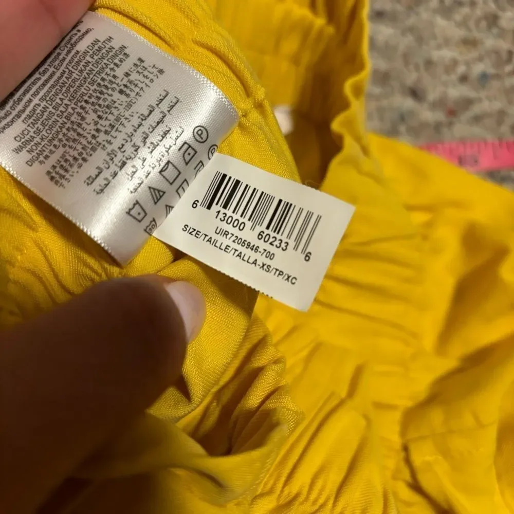 BCBGeneration Tie-Front Shorts Yellow- Size XS